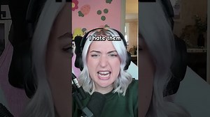 I have a personal vendetta against this item in the Sims franchise // #thesims2 #thesims4