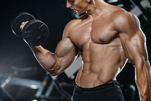 Nejlepší cviky na biceps! TOP 9 cviků na mohutné ruce