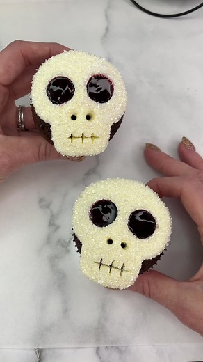 Spooky and Sparkly Sugar Skull Cupcakes | Easy Halloween Baking Ideas