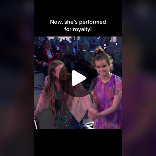 This moment at the Coronation Concert ❤️ 13 year-old Lucy, who's blind and neurodivergent, stunned the nation AGAIN last night - leaving Queen Camilla speechless after her performance. Lucy won Channel 4 show 'The Piano' in March, after an amazing debut performance at Leeds train station. Lucy performed a rendition of Bach's Prelude in C Major - live in front of millions on TV and 20,000 at Windsor Castle - sat right next to her mum Candice 🥰 The Coronation Concert was shown on BBC One and stre
