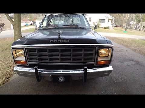 1984 Dodge D150 Royal SE (Walk-Around)