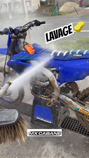 UN NETTOYAGE S’IMPOSE🧽 #125 #automobile #nikz #motocross #smartphone #610 #dirtbike #nike #bikelife