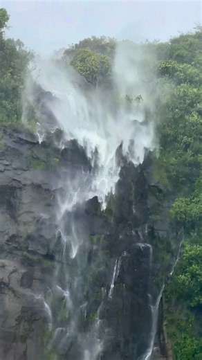 Exploring Mampugay Falls in Northern Samar