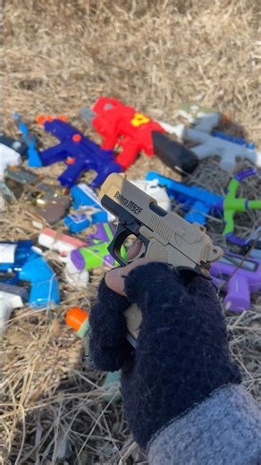 Review the nerf gun #games #toys #nerfgun #nerf #gündem #toyguns #gaming #reels #shorts #unboxing