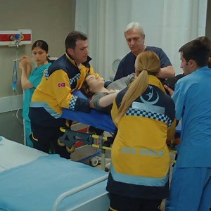 57K views · 914 reactions | La vida de #Cennet está en serio peligro pero esta noche pasará algo inesperado en su vida. Te esperamos a las 9PM/8C por Telemundo. | Telemundo | Facebook