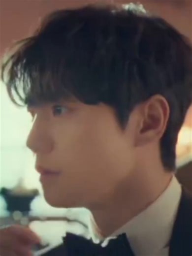 Sneak Peek of Four Hands Featuring Lee Jun Young