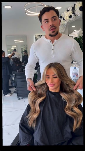 CALLUMLOUIS HAIR MANCHESTER on Instagram: "Another one on Dan 😍😍😍 Carmel whirl #balayage #caramelbalayage #bronde #blonde #hairstyle"
