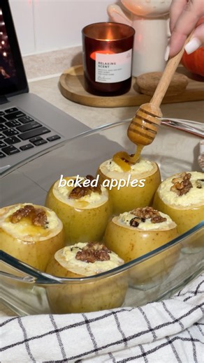 baked apples 🍏🍯 #bakedapples