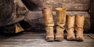 20 Best Songs About Boots - TheAwesomeMix