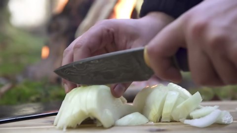 FIRE Con Beans in the K8 Dutch Oven – Cooked Over the Fire 