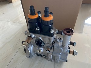 [Hot Item] Diesel Fuel 6D125 Engine High Pressure Fuel Injection Pump 6251-71-1121 6251-71-1120