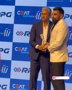 474K views · 10K reactions | Mohammed Shami Spotted At Ceat Cricket Ratings Award 2024 || #MohammedShami #ceatcricketratingsaward #trendingnow #indiancricket #celebrity #spotted #fbviral | Bollywood Paparazzi | Facebook