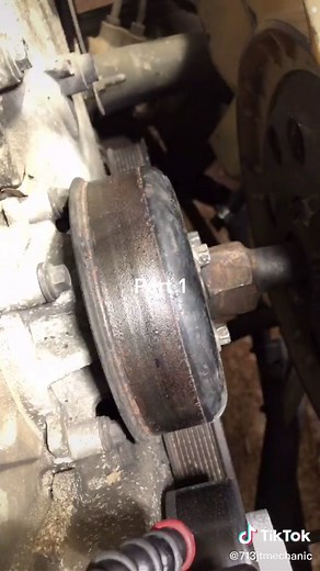 Removing fan clutch without special tools. #ford #f150ford #mechanic #713jtmechanic #wrenching