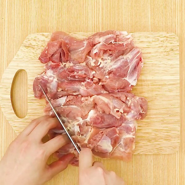黄金比で味付け失敗なし！基本の照り焼きチキンの作り方 | デリッシュキッチン