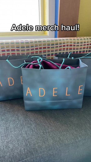 Adele Merch Haul and Fan Favorites
