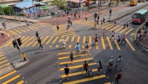 Hongkongers want more diagonal pedestrian crossings
