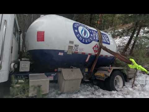 Can 2 6X6 Wreckers get the propane truck off the mountain???