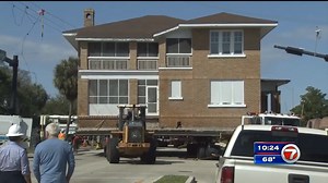 Historic McNab House relocates after 100 years - WSVN 7News | Miami News, Weather, Sports | Fort Lauderdale