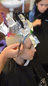 Still one of my fave kids hairstyles that I’ve done 😆 @manicpanicnyc hair dye with a paint brush , inspired by the drip hair @angela_skullptures did on me back in the day! He looooved it Finn got his hair done to raise awareness for Autism and people living on the spectrum . Such a good heart 💜… he actually braught a photo of me with drip in to the salon to have it done, without realising the inspo photos was actually of me 😆😜😂 I used small paint brushes as you can see in the process video 