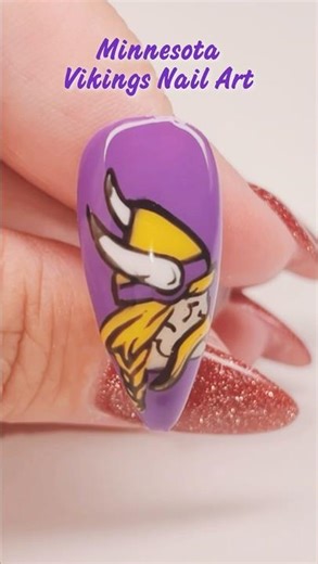 NFL Minnesota Vikings Nail Art 🏈 #football #nailart #minnesotavikings