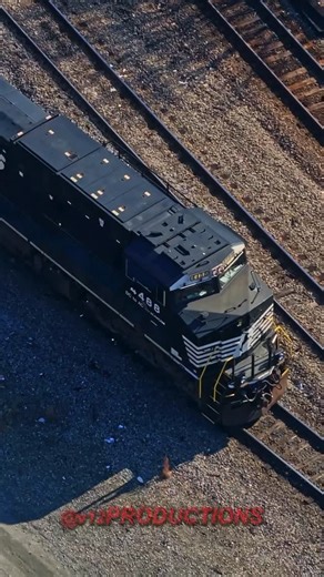 V12 Productions on Instagram: "Arriving in Atlanta #trains #railroad #photography #railfanning #railfan #pocketrail #locomotives"