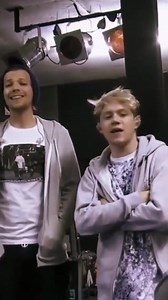 Haters: One Direction can't sing without autotune. Me: Then, what is this? You bitch.. 😏 It is better than your so called autotune. 💗 | One Direction Fans