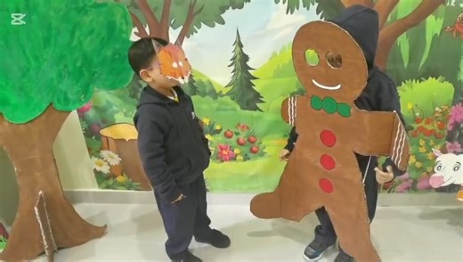 Gingerbread Man Role Play KG- 1A Run, run as fast as you can! Our little stars brought The Gingerbread Man story to life through fun role play, building confidence, imagination, and language skills. #GingerbreadMan #RolePlay #LearningThroughPlay #KGActivities #StoryTimeFun #EarlyYears #CreativeLearning #BedfordKG | Bedford Kindergarten- Qatar | Facebook