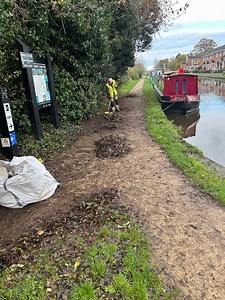 'I'm in admiration': Market Drayton canal volunteers praised for keeping town's waterways welcoming after latest efforts