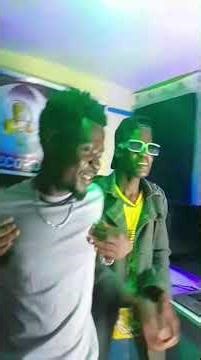 Ruka juu, official audio