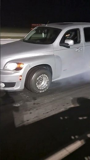 Chevy HHR SS 5speed drag racing