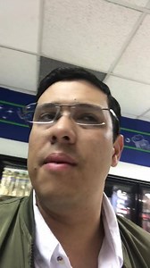 1.4M views · 12K reactions | Minutos antes de comenzar UNE AM en SPS/ Monumento a la Madre, mientras estacionaba mi carro me encontré con una escena desgarradora pero es la realidad que sufren nuestros niños en Honduras. Observa el video y entérate lo qué pasó... | Mauricio Rivera Diputado | Facebook