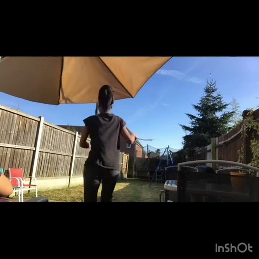 GARDEN PARASOL HACK *Keep it in place the easy way 👌🏾