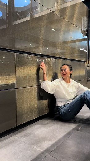 Valcucine V Motion Kitchen: Luxury Italian Kitchen Design