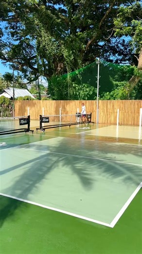 A spot made for good matches and good vibes 🌴 | Palm&Paddle