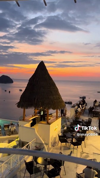 Sunset Vibes at Loccal Collection Komodo