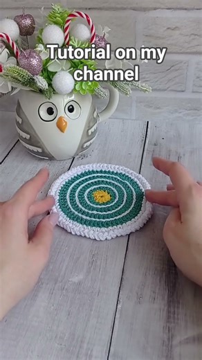 Easy Peasy Christmas tree Coaster Pattern for Beginners!