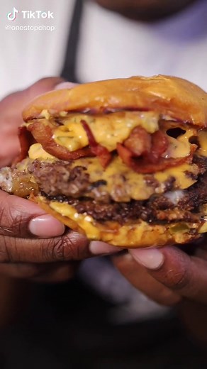 Smash Burger Recipe: How to Make the Perfect Patty