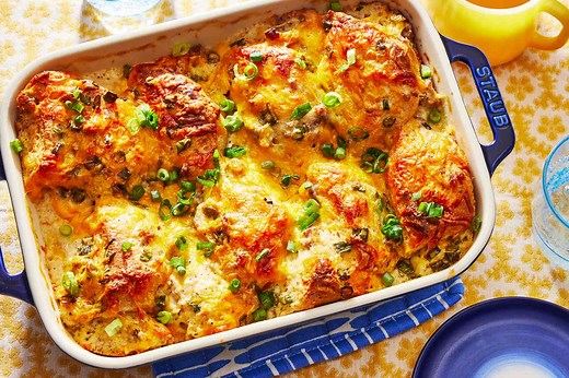 Sausage, Biscuit, And Gravy Bake