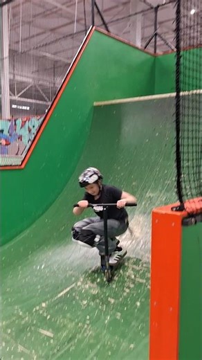 Dragon flip🪽#scooterride #ez #shorts ‪@strikerscooters‬ #tricks #shorts #scooter #skatepark