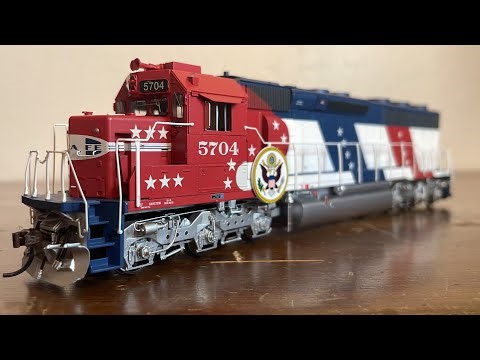 ATSF Bicentennial SD45-2 (Athearn Genesis) Review
