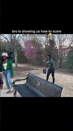 bro is showing us how to get the huzz😳😹