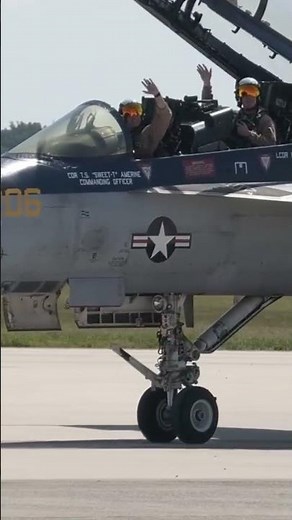 USN VFA-106 GLADIATOR NAVAL AVIATORS ARE COOL