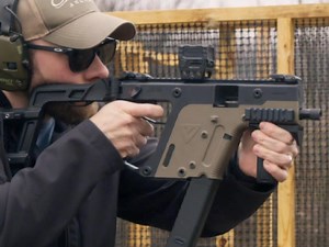kRISS VECTOR冲锋枪实弹射击