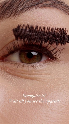 An old fave is back in new design - big reveal tonight! 👀🙌🏽 #newdesign #newproduct #reveal #launch #bluemascara