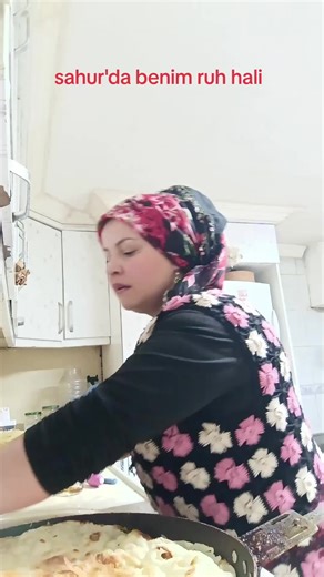 börek neli sizce?#tiktokindia #tiktokviral #fypage #viraltiktok #trend