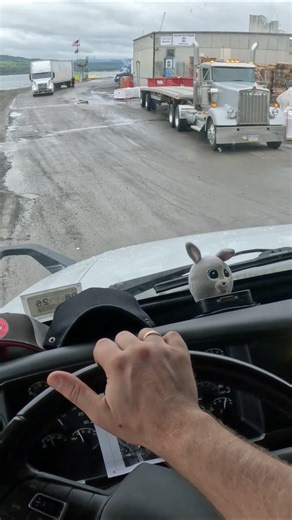 Rainy Dockside Load Near Finger Lakes | Real Truck Work USA #shorts