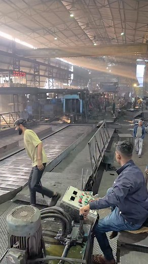 😭😭😭😭😭😭😭🥹🥹🥹#reels #hindi #song #video #sad #share #oldsong #hadwerk #trending #viral #workers | Raja Rupesh