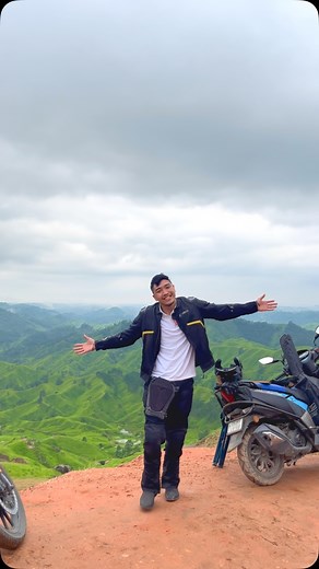 104K views · 39K reactions | Kahi Aap Se Pyar Na Ho Jaye….❤️ . . . . . #bollywood #reels #trendingsong❤️ #trendingnow #dance #explore #india #actor #hindisongs #bollywoodsongs #viralreels #viralvideos #foryou #instagood #markhamvalley #mountains #location #loveit #explorepage✨ #amazingview #naturephotography #wind | Kioni Soki - MSD VLOGS | Facebook