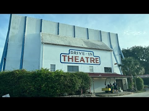Trying the Ocala Drive-In Movie Theater | Watching Jurassic World Dominion | Things to do in Ocala