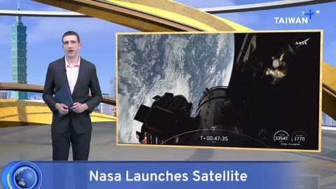 NASA Launches Orbiter Sent To Map Out Lunar Water on Moon - TaiwanPlus News